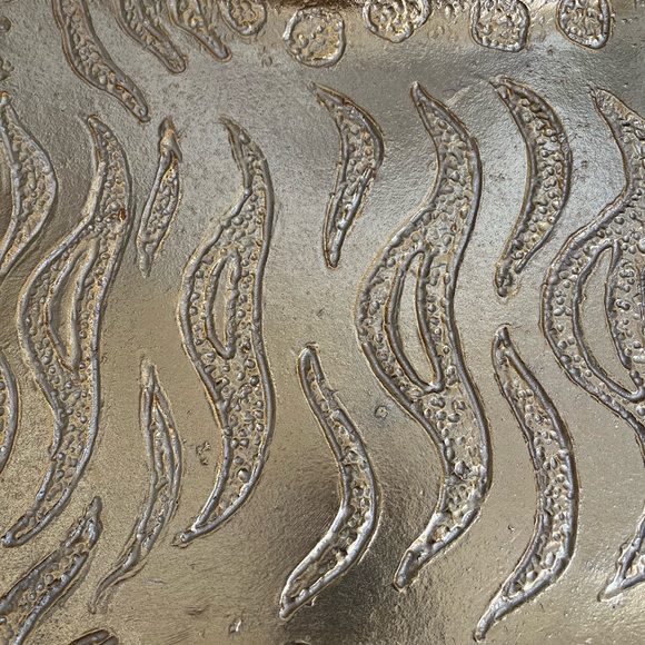 Golden Tiger Tray Conversation Starter Home Decoration NWT Gold - Picture 6 of 7